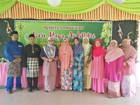 Hari raya hari raya idul fitri 1438 hijriah 3. Majlis Sambutan Hari Raya Aidilfitri SKBB 2017 | Portal ...
