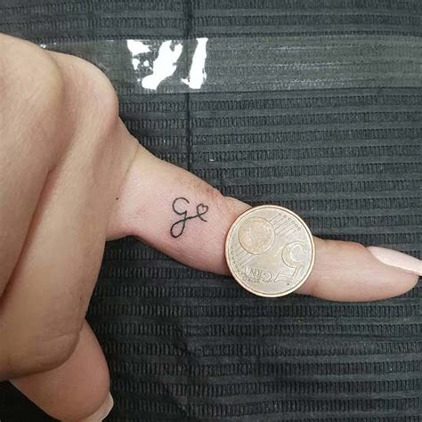 If hiding your ink isn't an issue, you can get. 21 Small Hand Tattoos and Ideas for Women | Page 2 of 2 ...