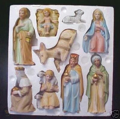 The highest quality outdoor christmas yard signs and holiday lawn decorations for your home or business. 1982 HOMCO 9 Piece Nativity Set - New in Box #5603 | #32398792