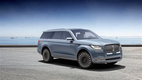 Car and driver (cd or c/d) is an american automotive enthusiast magazine. Lincoln Navigator Concept Has Gullwing Doors, Previews ...