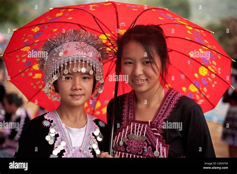 Thai Village Girls Stock Photos & Thai Village Girls Stock Images - Alamy