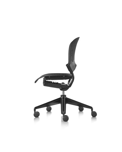 The perfectly portable chair, caper is designed to be moved. Caper Multipurpose Chair - Herman Miller