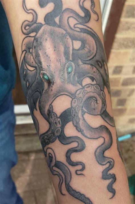 So whether you are looking for a place to get your very first tattoo or you are adding a new installment to your body art, the tattoo. A piece inspired by Cthulhu by Lee at The Tattoo Rooms ...