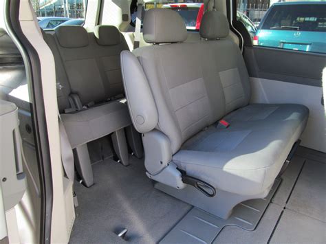 While the upper trims get the uconnect® multimedia system. 2008 Dodge Grand Caravan - Interior Pictures - CarGurus