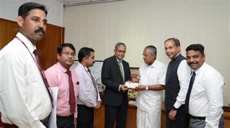 Read all about the flipkart axis bank credit card and its benefits. Axis Bank extends support to Kerala: commits Rs. 5 crore for relief measures - Banking Finance ...
