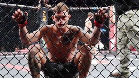 His premiere in ufc octagon going to be 14.3.2020 on ufc fight night. Byl extraligovým šachistou i hrobníkem. Teď bude David ...