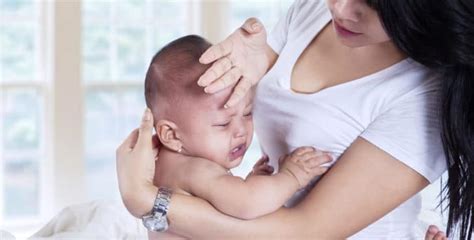 Las personas muy jóvenes y los adultos mayores son más propensos a presentar un caso grave. Bebé con encefalitis: qué hacer cuando se presenta y cómo ...