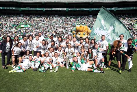 Muitas das atletas nacionais nesta. Sporting bicampeão de futebol feminino | FootballDream