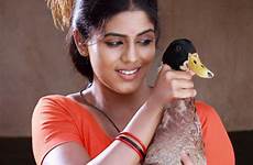 iniya hot malayalam actress navel blouse movie sawant stills shruti aunty sexy lungi tamil show saree latest village hq deep