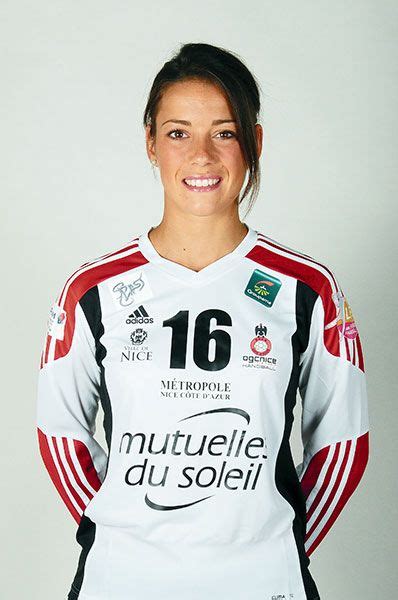 Check spelling or type a new query. Cléopatre Darleux | Handball féminin, Handball, Handballeur