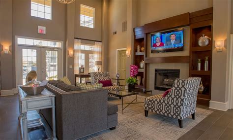 There's one thing that drives us: Photos of Crown Pointe Apartments in Oklahoma City, Oklahoma