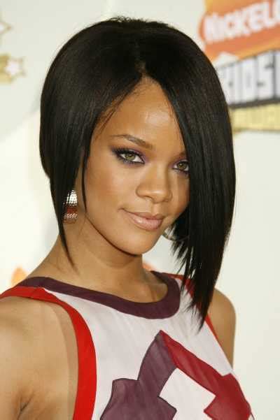 If there's a hair style that rihanna hasn't totally rocked then frankly, we are yet to witness it. poisonyaoi: Rihanna Short Hairstyles