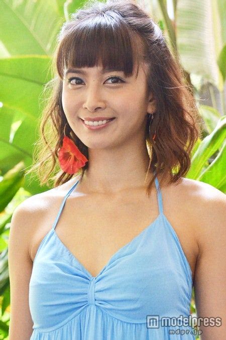 安藝倫也的同班同學，9月23日出生，是個平凡沒有存在感的女孩，但仔細看是個可人兒，起初留著鮑伯頭，後來留長頭髮並束成馬尾。 see more of 加藤 惠（かとう めぐみ） on facebook. "新婚"加藤夏希、夏の予定＆スタイルキープの秘訣を明かす ...