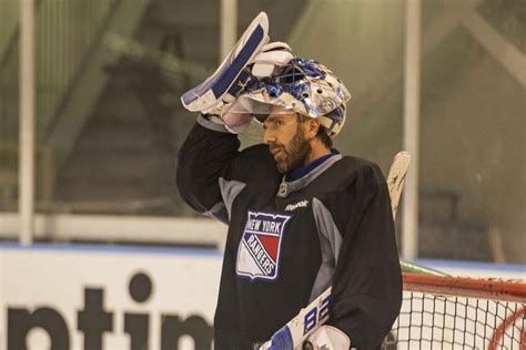 Henrik Lundqvist's tools to rise again: Roger Federer, his ...