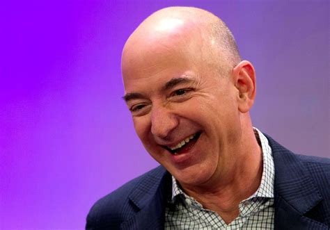 Born january 12, 1964) is an american internet entrepreneur, industrialist, media proprietor, and investor. Bild zu: Amazon-Gründer: Jeff Bezos ist jetzt der reichste ...