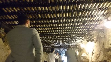 Para ello se utiliza el código de identificación personal (cip) y el código seguro de verificación de su tarjeta sanitaria individual Botellas en el techo: fotografía de Finca Los Jarales ...