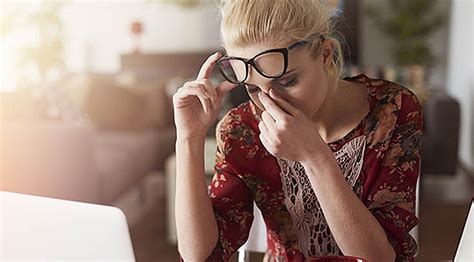 Diğer belirtiler arasında yorgunluk, normal aktivitelerin etkilendiği bir dereceye kadar uyku problemleri ve hafıza ile ilgili sorunlar vardır. Fibromiyalji nedir? Ne değildir? - Gebze Yenigün