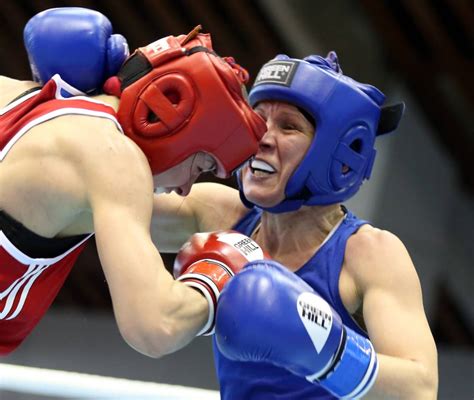 Mira potkonen (born 17 november 1980) is a finnish lightweight boxer. Mira Potkonen upeasti finaaliin Euroopan kisoissa | Yle ...