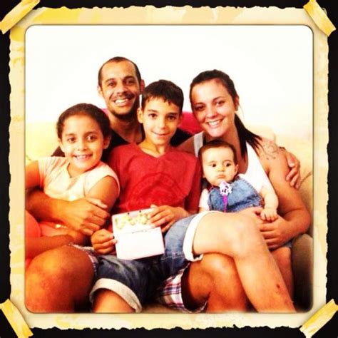 Questionada por cristina ferreira se nunca pensou em desistir, a ministra da. Madjer e Marta Cruz partilham foto de família