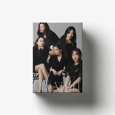 Yeri was added on the group in march 2015. RED VELVET - 2021 Season's Greetings