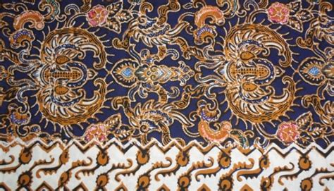 Maybe you would like to learn more about one of these? 7 Corak Batik khas Indonesia yang Mencuri Perhatian