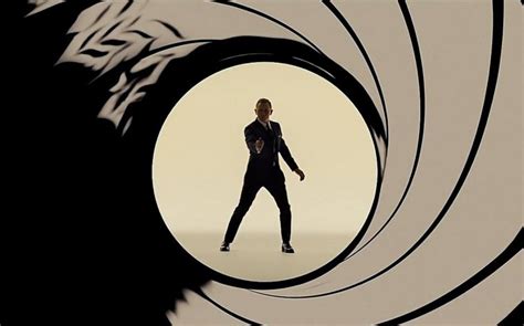 Ifrs 9 eliminates impairment assessments for equity instruments and establishes a new approach for loans and receivables, an expected loss model. Guide de diffusion des films James Bond: Où regarder 007 ...