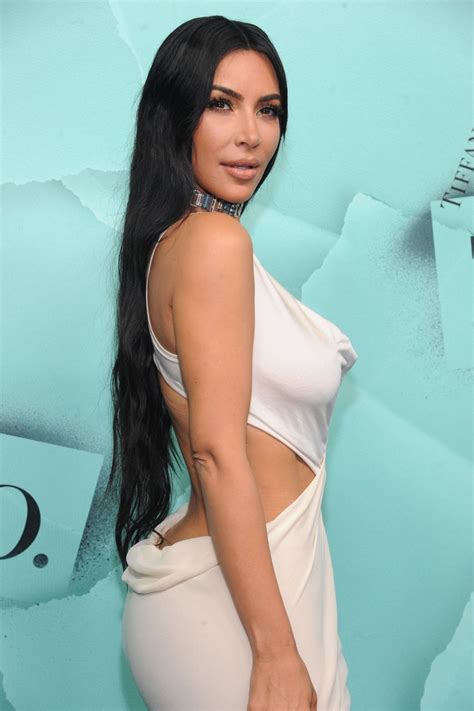 Blue books in myanmar, airlie beach, queensland. Kim Kardashian Attends the 2018 Tiffany Blue Book Collection: The Four Seasons of Tiffany at ...