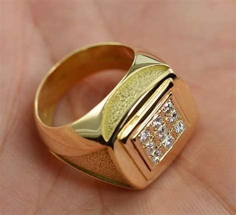 $2,499 Retail 0.28 Carat t.w. Diamond Mens Ring 18K Yellow Gold 17.6 ...