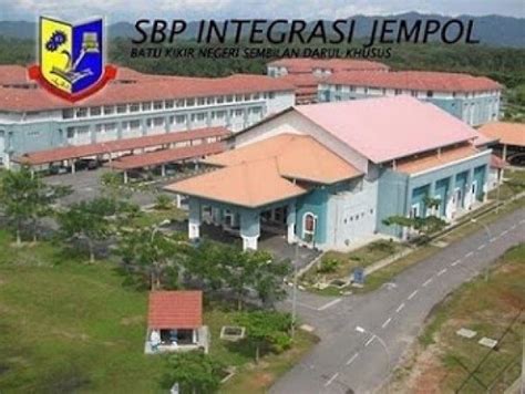 Tahniah kepada pelajar prs sekolah berasrama penuh integrasi batu rakit kuala terengganu kerana telah menjuarai dua kategori pertandingan sempena karnival hari pendidikan kerjaya sbp peringkat kebangsaan 2010 bertempat di sbp integrasi tun abdul razak pekan pahang yang baru. SBP Integrasi Jempol, Sekolah Asrama Penuh in Batu Kikir