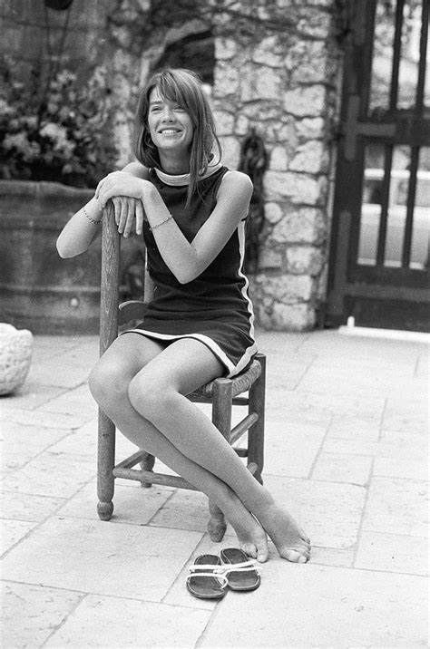 Depuis plusieurs années maintenant, françoise hardy connaît de graves problèmes de santé. Françoise Hardy : les looks et la vie d'une icone - Elle