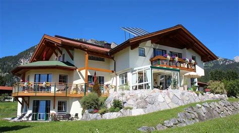 Find unique places to stay with local hosts in 191 countries. Ferienwohnung Grän | Ferienhaus | Tirol