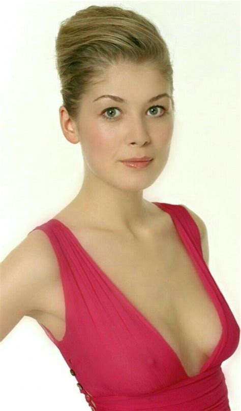 Розамунд пайк ▪ rosamund pike запись закреплена. Pin by Wicho C. on Celebrity | Beautiful actresses ...