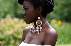 skinned ebony amigas raza tienen conocidas nairaland speck finesse modelmayhem mojidelano bodies nuberoja elantro afrodesiacworldwide
