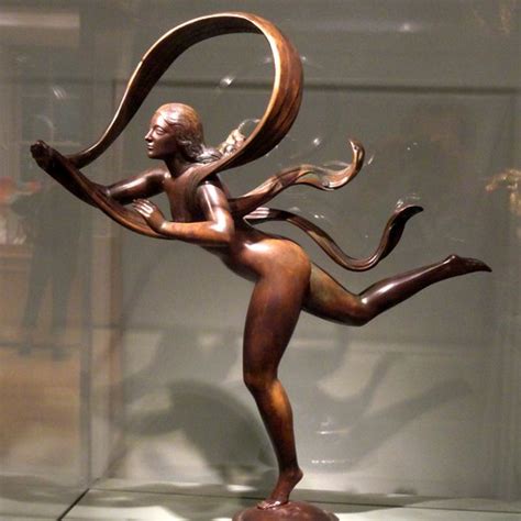 Basically she killed two centaurs who were tryin' to get some. "Atalanta" by Paul Manship (1921) | In Greek mythology ...