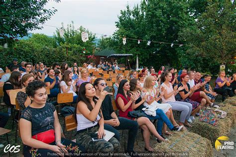 maja morɡənʃtern ( dinle ) ; Darius Prodan, tanarul care a facut teatru in curtea ...