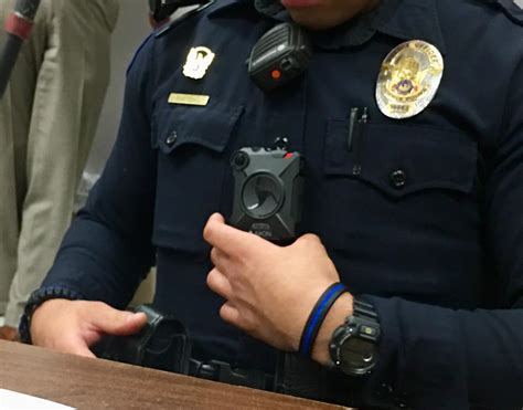 The phoenix police department is a law enforcement agency in the city of phoenix, arizona, u.s. Why Aren't Phoenix Police Body-Worn Cameras Automatically ...