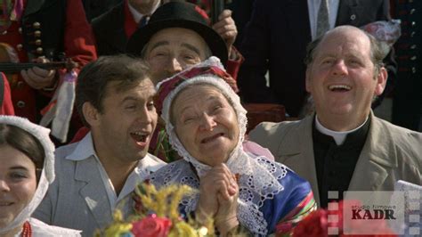 Jun 01, 2021 · kilkoro pianistów, nie wiedzieć czemu, zostało pominiętych przez jury 25.07.2021. Nie lubię poniedziałku - Filmy - Studio Filmowe Kadr