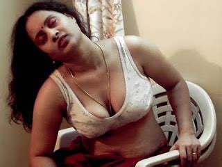 Getting deep poundings only make mature beauties hungry for more. Hot Desi Aunty Actress Girls Images Sex Pics: Local Sex Aunty