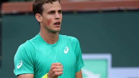 Felix is superior to a strong opponent in the vast majority of parameters, and in this regard, a competitive battle is not expected here. Tennis : Vasek Pospisil et Rebecca Marino poursuivent leur ...