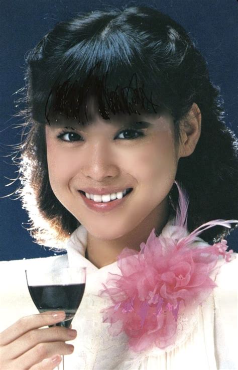 Suggest as a translation of かわいい. 「松田聖子 (Seiko Matsuda)」おしゃれまとめの人気アイデア ...