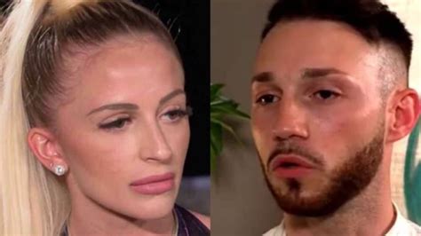 Al termine della prima puntata uno dei fidanzati, alessandro, ha ufficialmente chiesto il falò anticipato alla sua fidanzata sofia. Temptation Island, Katia Fanelli: "Sei imbarazzante", la ...