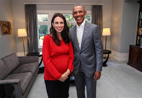 Born in hamilton, jacinda grew up in rural waikato and attended morrinsville college, before graduating from the university of waikato with a bachelor of communications studies in international. Jacinda Ardern: właściwa osoba na właściwym miejscu