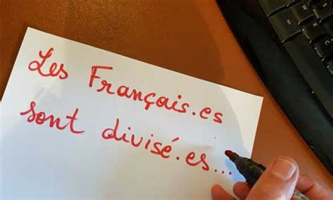 À l'approche d'un débat sur l'écriture inclusive programmé par le sénat, le ministre de l'éducation nationale a déclaré vouloir interdire cette pratique à l'école, la jugeant trop complexe. L'écriture inclusive, indéchiffrable pour les non-voyants