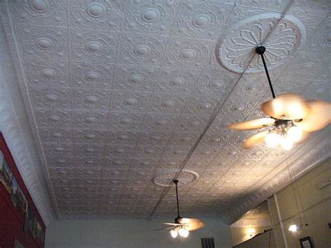 Maybe you would like to learn more about one of these? Smart Ideas for Decorating Ceilings and Doors to Define ...