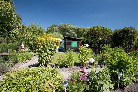 In dem dazu vergleichsweise kleinen schrebergarten hat die erholung priorität. Schrebergarten oberhausen | Grundstück kaufen in ...