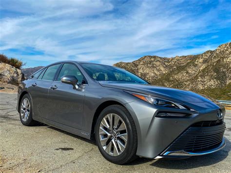 The 2021 toyota mirai is getting further and significant changes. 2021 Mirai: Toyota's Hydrogen Car Gets 1st Class Redo ...