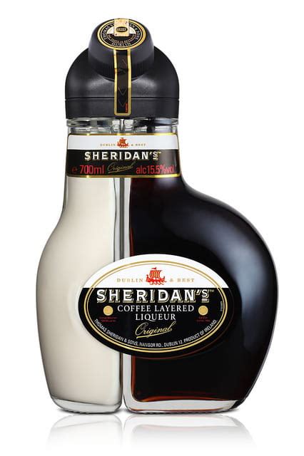 Its uniquely shaped bottle is a combination of white milk chocolate liqueur and black liqueur with coffee and whisky flavors. Sheridan's 0,7 - AlkoOutlet