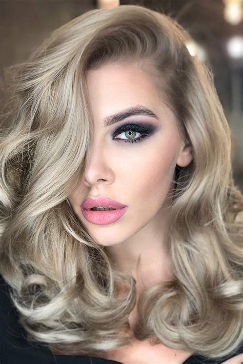 Platinum blonde is fabulous with consider your skin tone: Dirty Blonde Hair - Inspo Guide to Wearing Trendy Shades ...