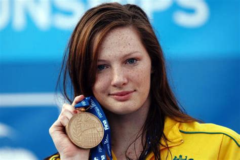 She is the older sister of bronte campbell. Australiana Cate Campbell bate recorde mundial nos 100m livre