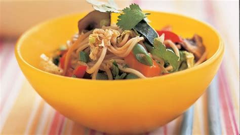 Its one of the kids favorite tiffin. Vegetable stir-fry with egg noodles and tofu | Recipe | Stir fry with egg, Egg noodles, Stir fry